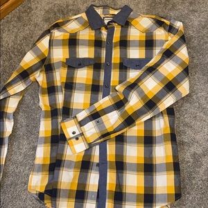 Long sleeve button up express large
